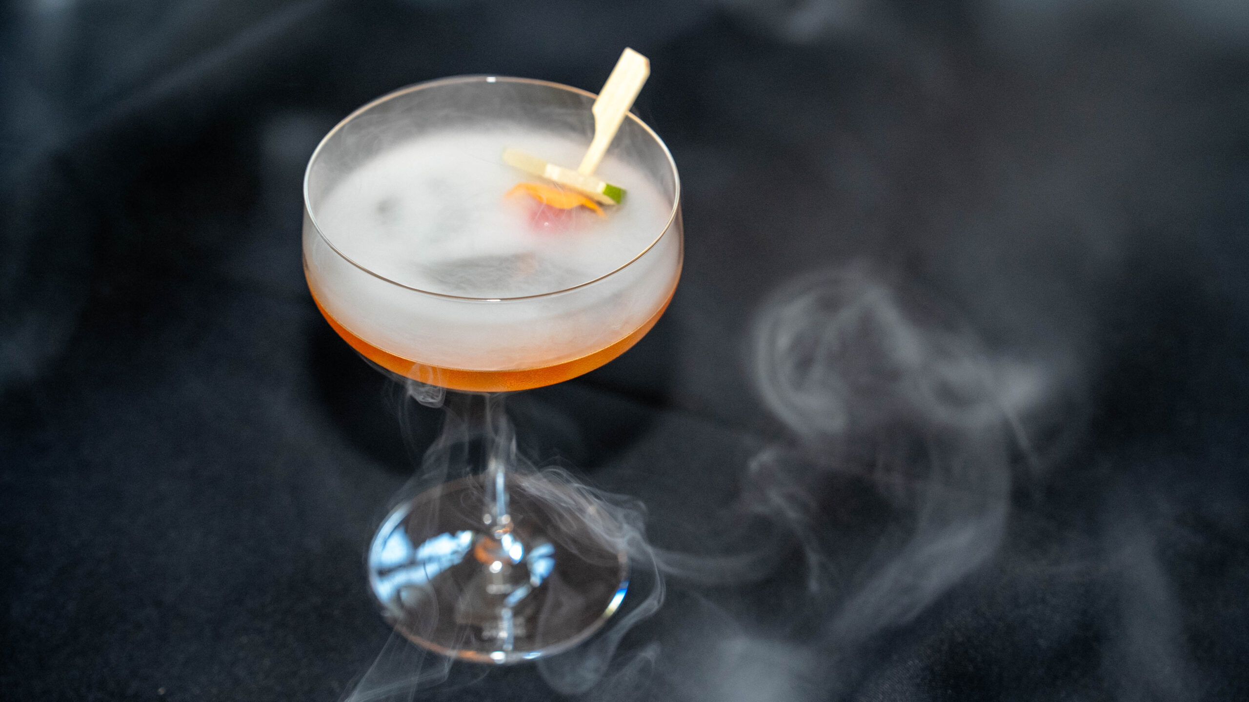 cocktail-smokey-manhattan
